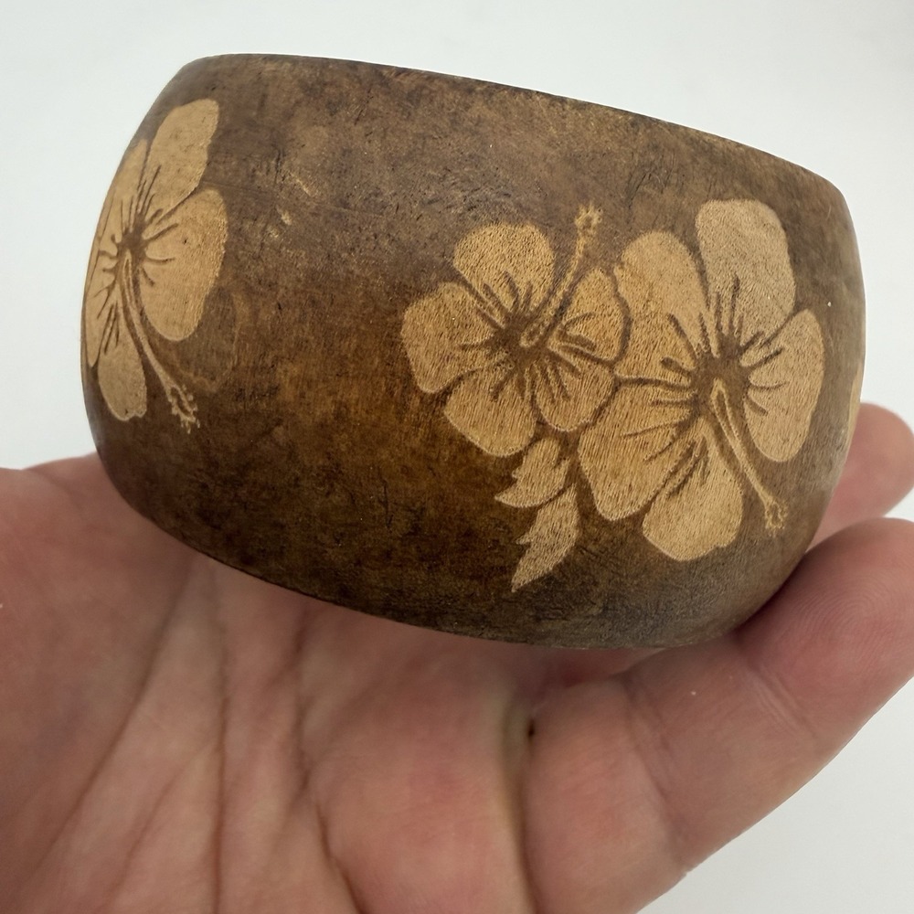 Brown Wooden Bangle Bracelet Wide Floral Boho Tribal Beach Hibiscus Chunky 7.5